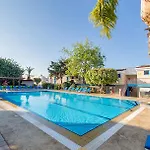 Green Bungalows Hotel Apartments 4* Ayia Napa