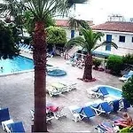 Green Bungalows Hotel Apartments Aparthotel