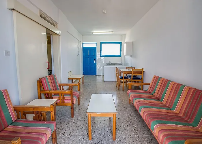 - Residents Only شقة فندقية أيا نابا