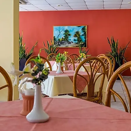 Apart-hotel Green Bungalows Hotel Apartments