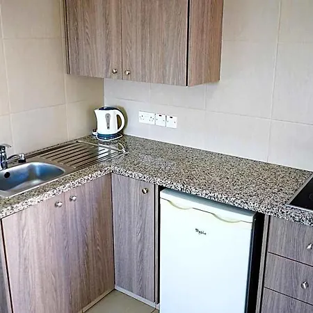 Green Bungalows Hotel Apartments