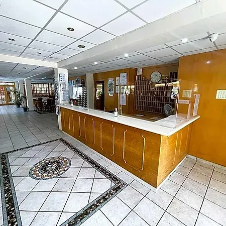 绿色平房酒店公寓 4* 圣纳帕