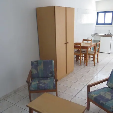 Green Bungalows Hotel Apartments 4*