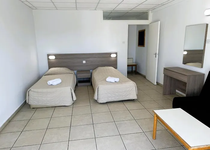 - Residents Only Apartahotel Ayia Napa