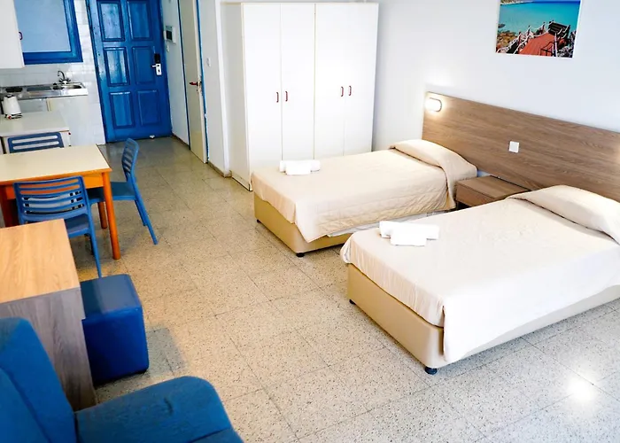 Apartahotel - Residents Only 4*