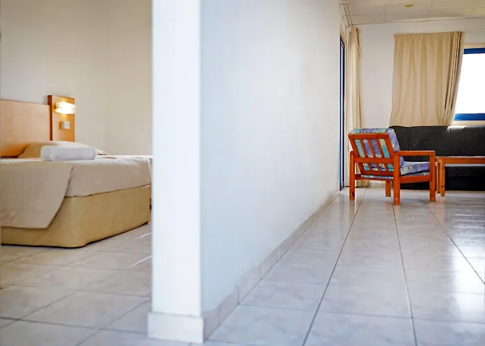 Green Bungalows Hotel Apartments 4*