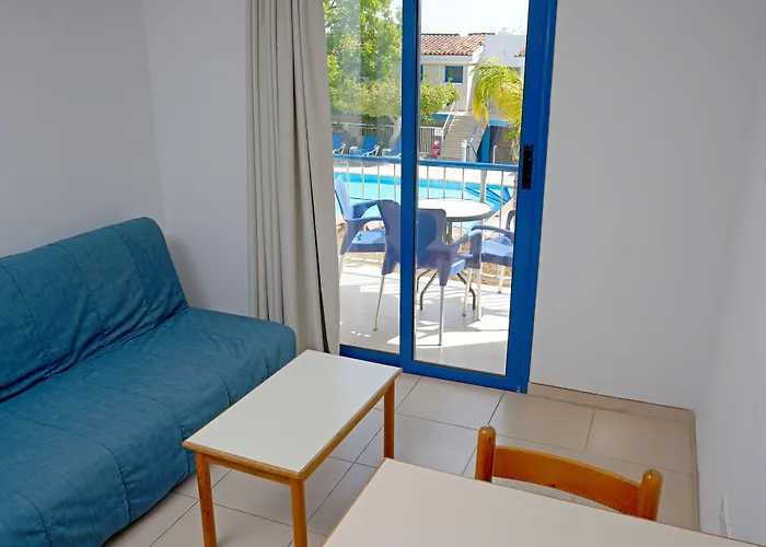 - Residents Only Apartahotel