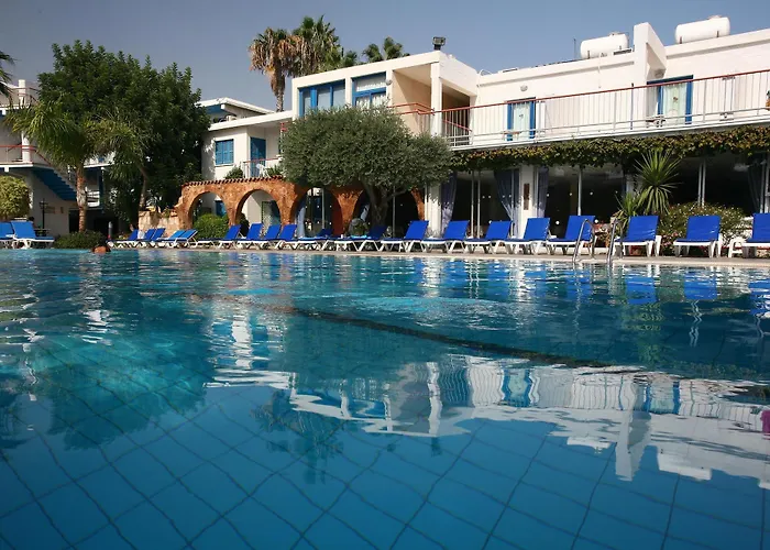 Green Bungalows Hotel Apartments 4* Ayia Napa